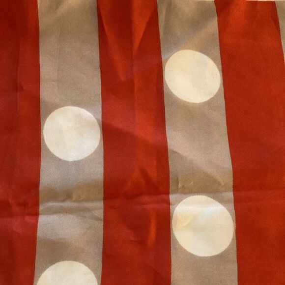 Vintage Ricardo Signed Scarf in Stripe Pattern with Large Dots. Red/Cream/White. - Picture 4 of 6